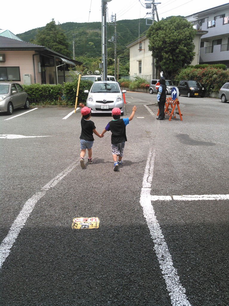 八幡野保育園 交通安全教室 八幡野保育園｜社会福祉法人厚生保育会｜静岡県伊東市